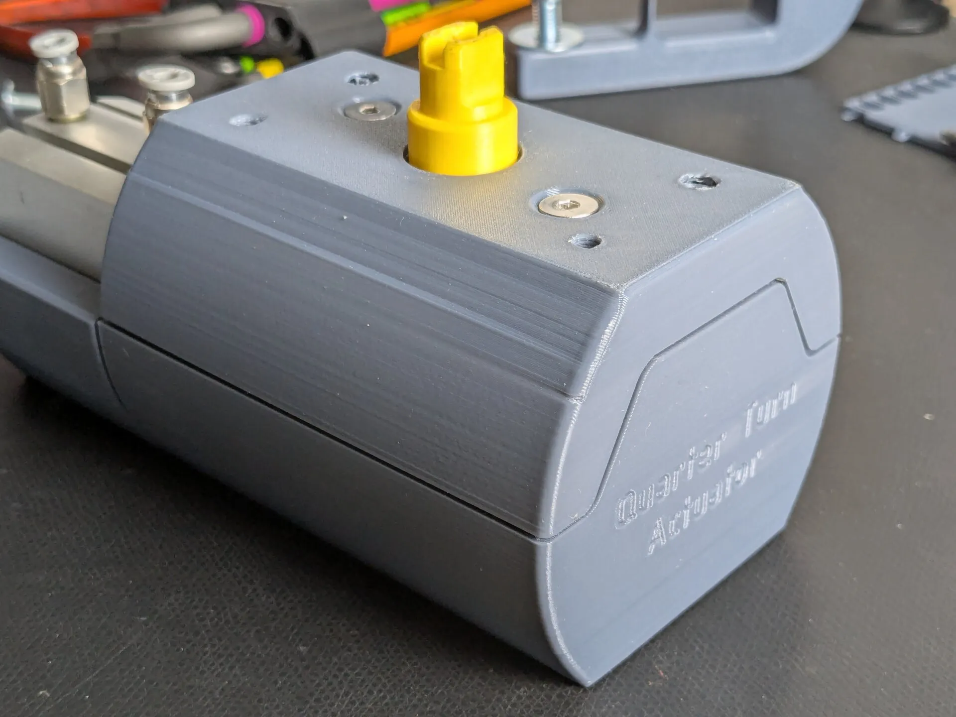 Пример детали с теневой линией